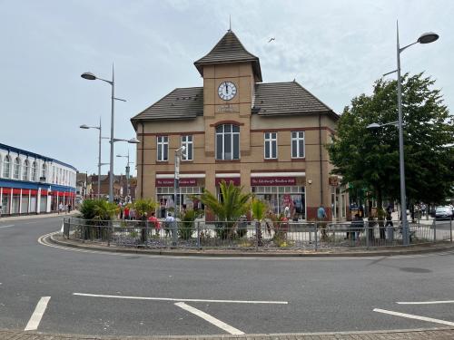 68A-70A Pier Avenue, Clacton on Sea, CO15