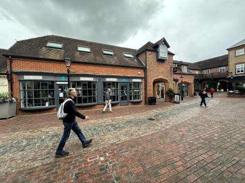 7 Lion & Lamb Yard, Farnham, GU9