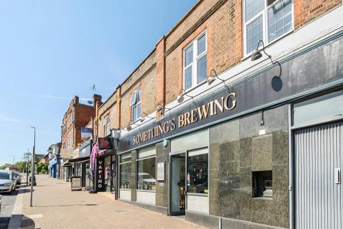 52 Bridge Street, Pinner, HA5