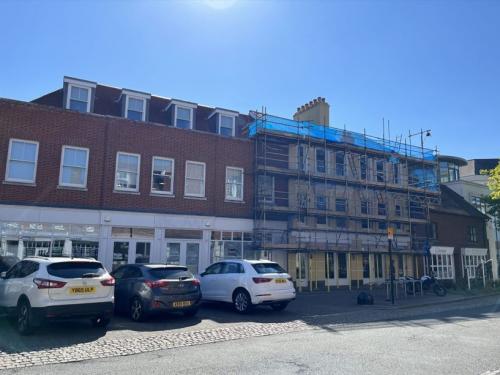 35b High Street, Crawley, RH10