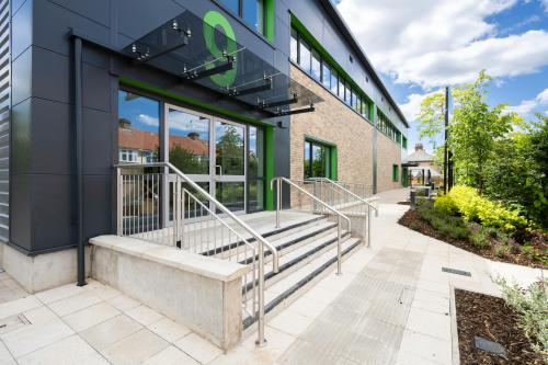 Metroplex Park, Red Lion Road, Tolworth, KT6