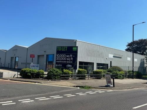 Unit 2a/b, Martinbridge Trade Park, Lincoln Road, Enfield, London, EN1