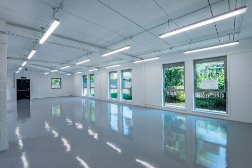 Unit 2, 73 Bilton Way, Enfield, EN3