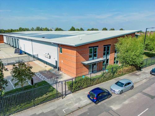 Unit 2, 73 Bilton Way, Enfield, EN3
