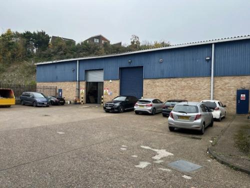 Redlands Industrial Estate, Ullswater, Unit B3 Redlands, Coulsdon, CR5