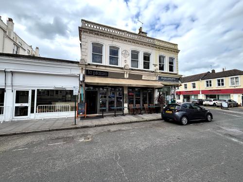 79-80 Western Road, Hove, BN3