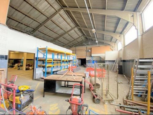Unit 375, Bath Road, Slough, SL1