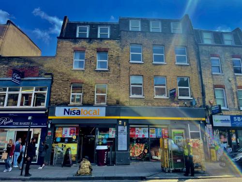 132-134 Essex Road, Islington, London, N1