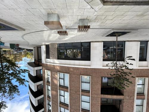Units 1 & 2, Kings Avenue, Clapham Park, London, SW4