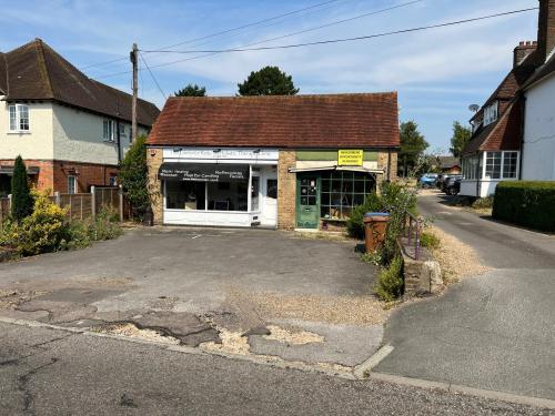 23a+23b Station Road, Digswell, Welwyn North, AL6