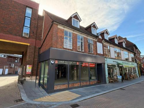 15 White Hart Street, High Wycombe, HP11