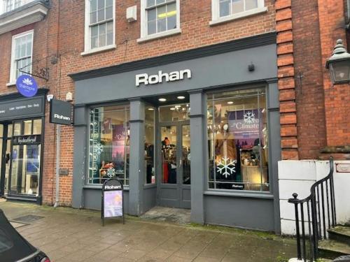224 High Street, Guildford, GU1