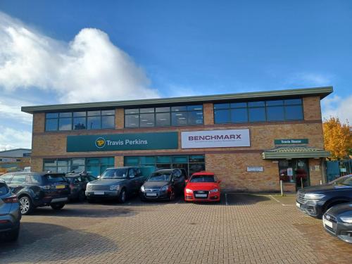 Travis House, Oak Road, Leatherhead, KT22