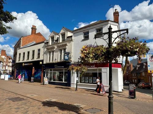 19 High Street, Banbury, OX16