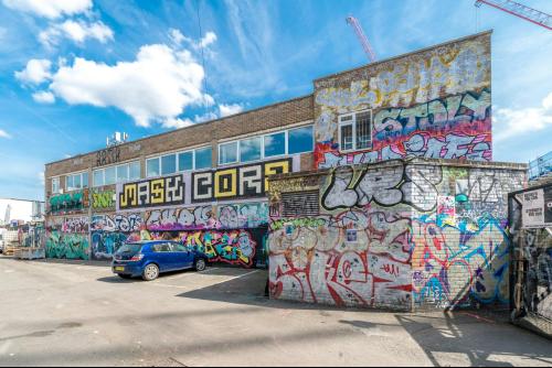 Unit 5 Queens Yard, Hackney Wick, London, E9