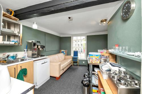 24B Angel Hill, Bury St. Edmunds, IP33