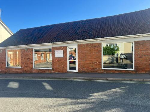 1-3 Chequers Lane, Dunmow, CM6