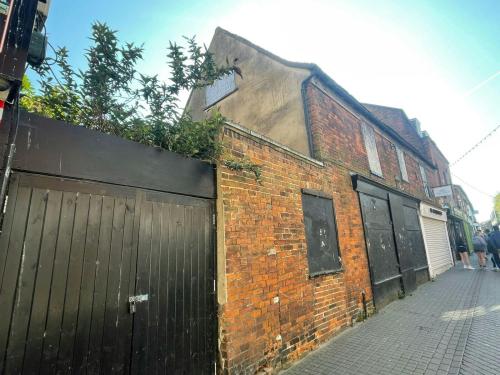 17/18/19 Eld Lane, Colchester, CO1