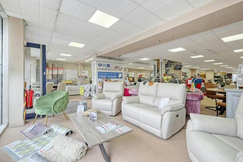 24 High Street, Wickford, SS12