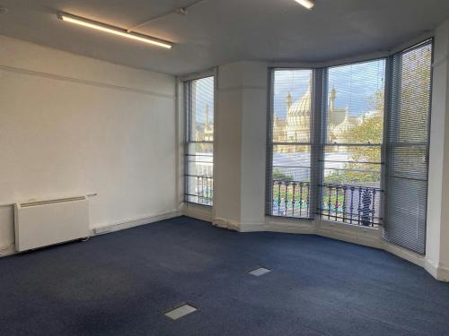 9 Pavilion Parade, Brighton, BN2