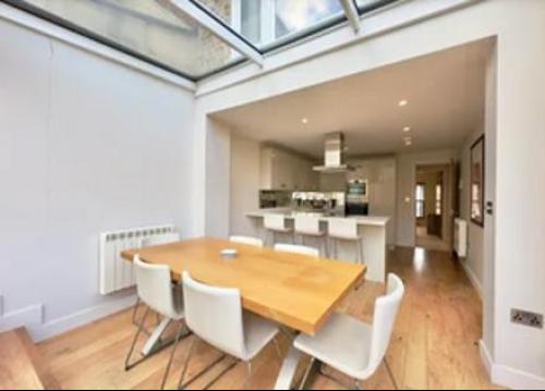 21 George Street, Richmond, TW9