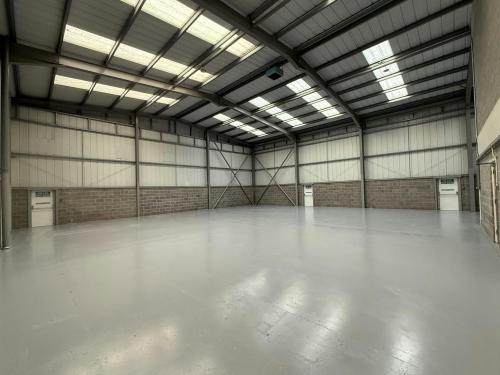 Unit 4, Rushy Platt Industrial Estate, Swindon, SN5