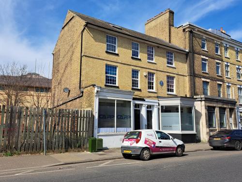 40 Harpur Street, Bedford, MK40