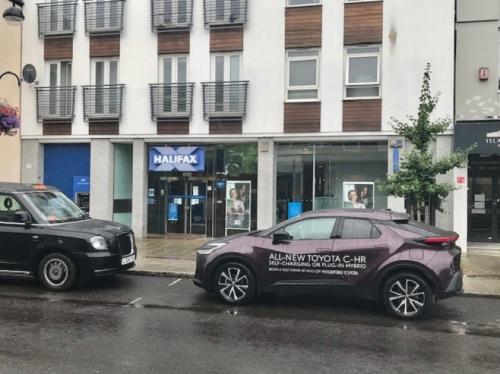 186 High Road, Loughton, IG10