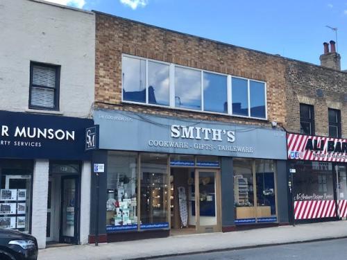 132/6 High Road, Loughton, Essex, IG10
