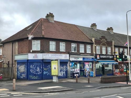 1 Beadles Parade Rainham Road South, Dagenham, RM10