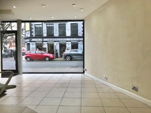 185 High Road, Loughton, IG10