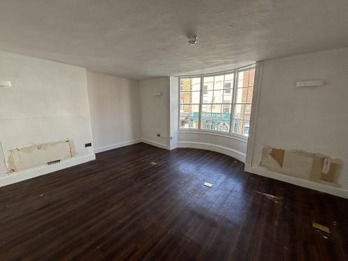 Upper Floors, 68 North Street, Chichester, PO19