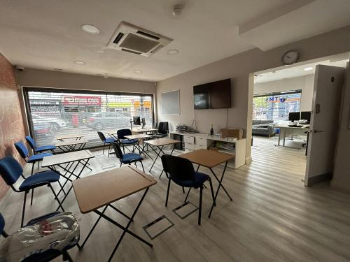 466-468 Roman Road, Mile End, London, E3
