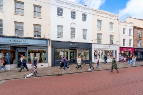 10 South Street, Chichester, PO19