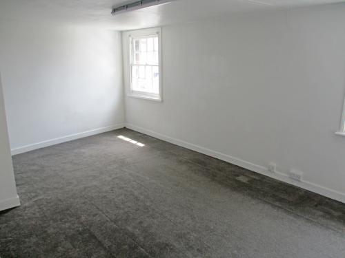 2/2A, Church Street, Uckfield, TN22