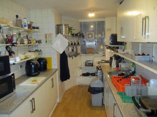 7 Newlands Place, Hartfield Road, Forest Row, RH18