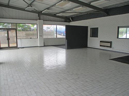 Showroom Ninfield Garage, Bexhill Road, Ninfield, TN33