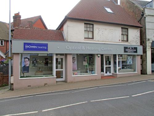 Hazelwood House, 1 Croft Road, Crowborough, TN6