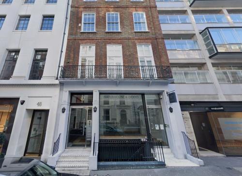 47 Albemarle Street, Mayfair, London, W1S