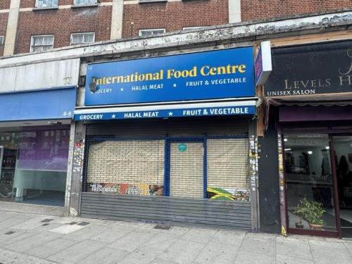10 de Montfort Parade, Streatham, London, SW16