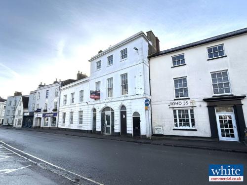 36 Market Square, Bicester, OX26