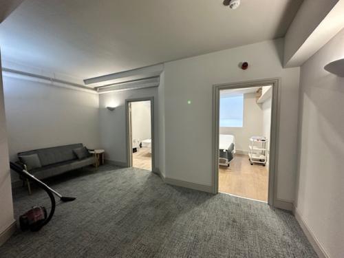 171, 171 Finchley Road, Swiss Cottage, London, NW3