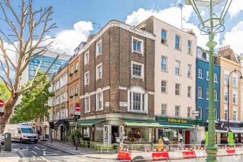 14 Charlotte Street, Fitzrovia, London, W1T