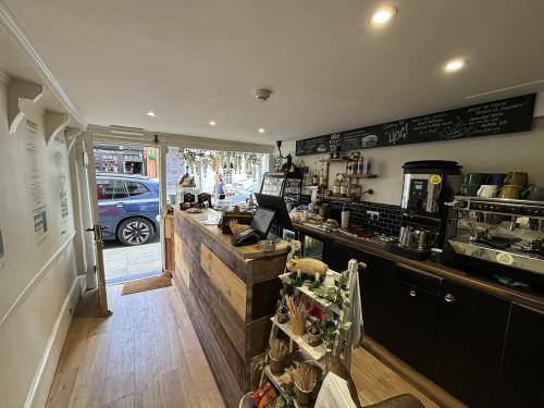47 North Street, Chichester, PO19
