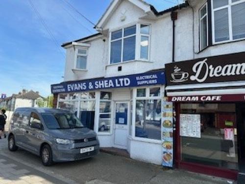 37 Collier Row Lane, Collier Row, RM5