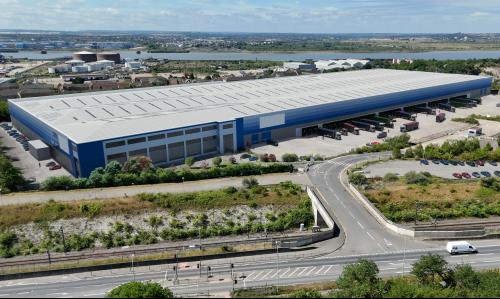 Ultra Box, Purfleet Bypass, Purfleet-on-Thames, RM19