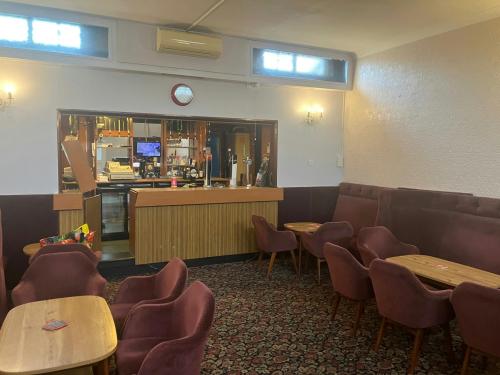 122 Ashes Road, Brandhall Conservative Club, Oldbury, B69
