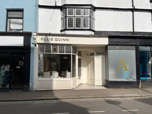 11 Market Place, St. Albans, AL3
