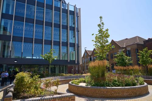 Jubilee Square, Victoria Street, St Albans, AL1
