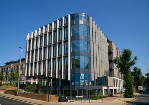 Jubilee Square, Victoria Street, St Albans, AL1